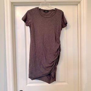 Anna Grace - Adorable Grey T-Shirt Dress with Ruched Siding - Brand new!